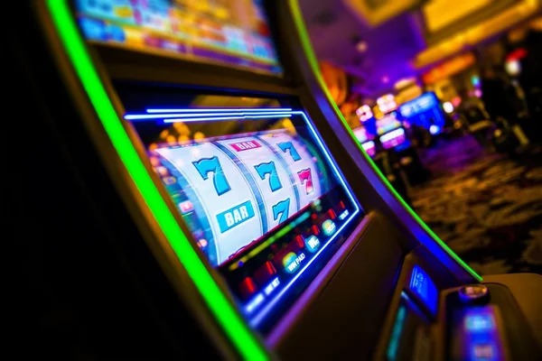 live dealer card game studio